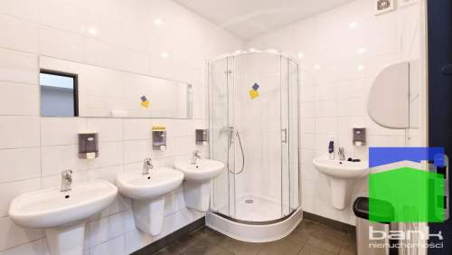 Pabianice - magazyn 670 m2 Ip. winda towarowa