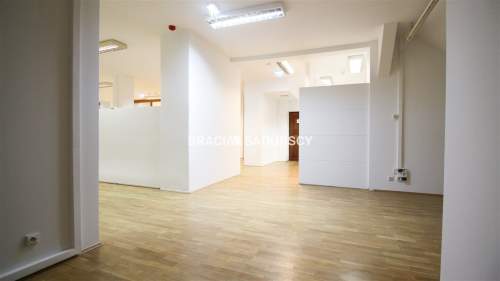 PODDASZE w zabytkowej Willi Decjusza 233m2