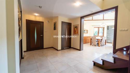 Rezydencja 420m2, 28 arów, 8 pokoji