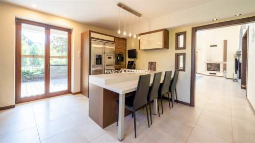 Rezydencja 420m2, 28 arów, 8 pokoji