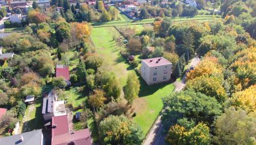 Duża działka budowlana w spokojnej okolicy