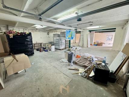 Obiekt na sprzedaż, 660 m2, Baczyna