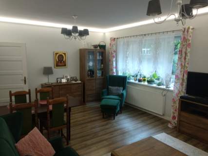 Wygodne mieszkanie w centrum boczna uliczka