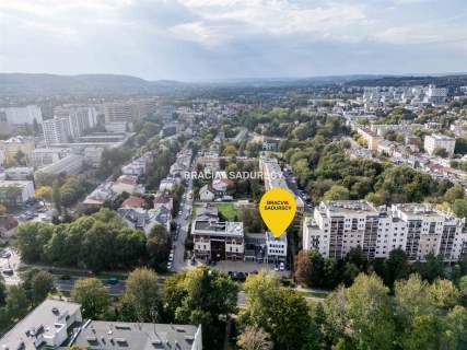 Nieruchomość komercyjna na sprzedaż, 400 m2, Kraków