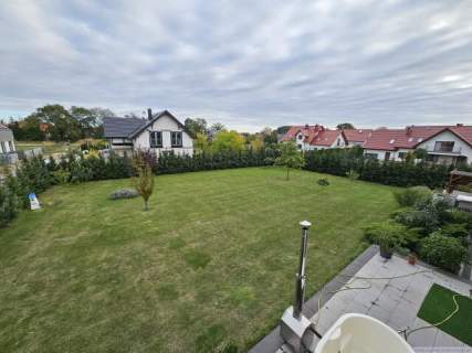 Urokliwy dom wolnostojący 260m2 działka 1500m2