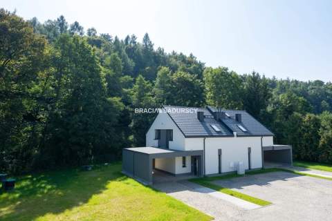Domy Bliźniaki 131 m2w otulinie lasu Michałowice