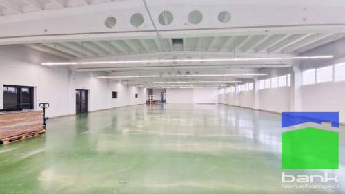 Pabianice - magazyn 670 m2 Ip. winda towarowa