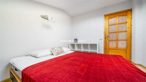 Mieszkanie w Kamienicy 82 m2 Stare Miasto,Poddasze
