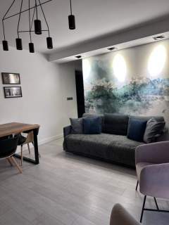 Nowoczesny Dom z Przestronnym Ogrodem 160m2