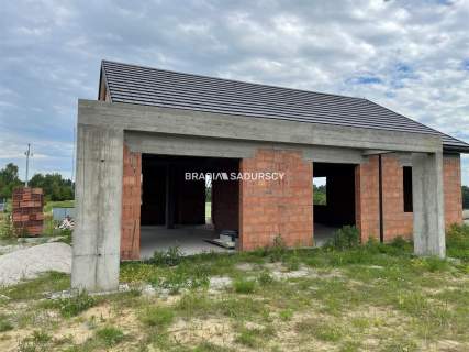 Dom wolnostojący przy Puszczy 120m2 stan surowy