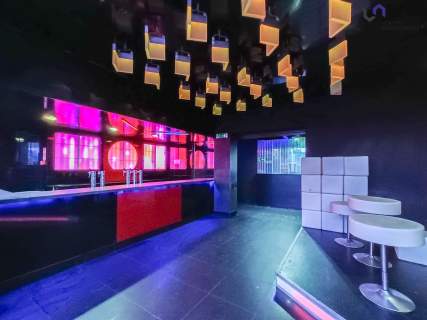Nieruchomość komercyjna do wynajęcia, 2500 m2, Tychy