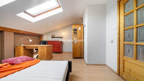 Mieszkanie w Kamienicy 82 m2 Stare Miasto,Poddasze