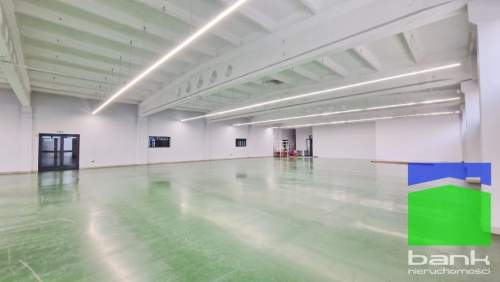 Pabianice - magazyn 670 m2 Ip. winda towarowa