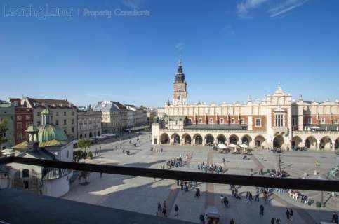 Wyjątkowe biuro z widokiem na Rynek Główny