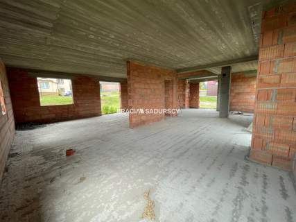 Dom wolnostojący przy Puszczy 120m2 stan surowy
