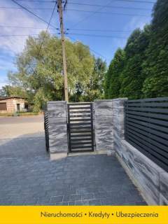 Mały nowoczesny dom 65m z dużym ogrodem