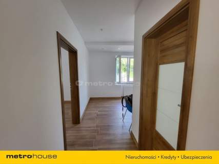 Mały nowoczesny dom 65m z dużym ogrodem