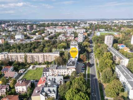 Nieruchomość komercyjna na sprzedaż, 400 m2, Kraków