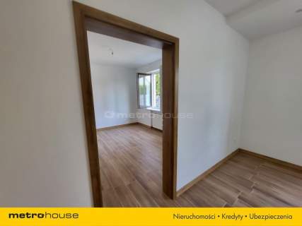 Mały nowoczesny dom 65m z dużym ogrodem