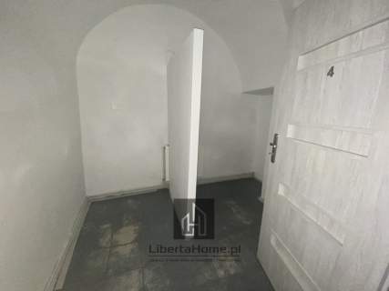 Lokal handlowo-usługowy    108m    Świdnica   