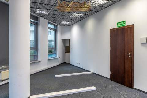 Wynajmę lokal biurowy 320m2 Ursynów Ken 36