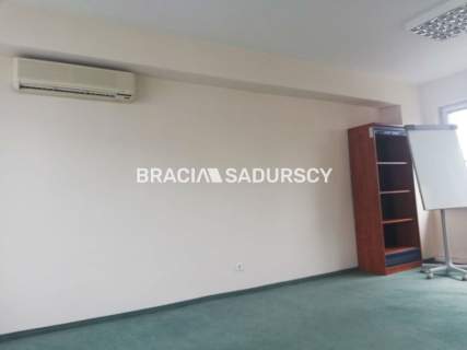 biurowiec 1262m2 magazyn 510m2, parking, Prądnik