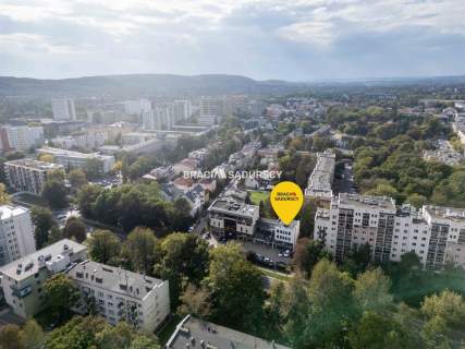 Nieruchomość komercyjna na sprzedaż, 400 m2, Kraków