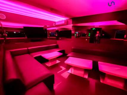 Nieruchomość komercyjna do wynajęcia, 2500 m2, Tychy