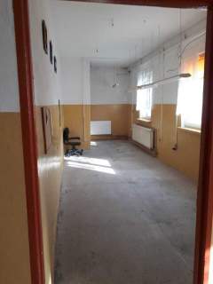 SZWALNIA, BIURO, INNE