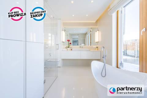 Piękny,elegancki Penthouse z 120m tarasem na dachu