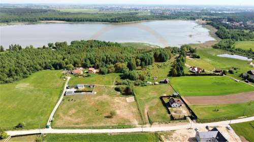 Działka budowlana w Chruścielach