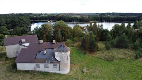 Nieruchomość mieszkalno-pensjonatowa na Mazurach 