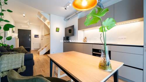 Piękne, dwupoziomowe mieszkanie 61,11m2 ogródek