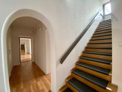Do wynajęcia połowa bliźniaka na Mokotowie 480 m2