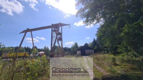 zakład produkcyjny, bocznica kolejowa, blisko A2