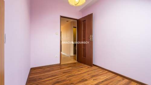 4POK PRYWATNY PARKING CENA DO NEGOCJACJI