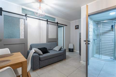 2 POKOJE - ULICA STUDENCKA - SUTERENA - 28,78 M2