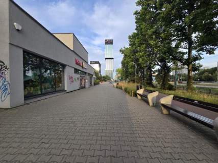 Lokal usługowo-handlowy o pow. 121 mkw,na gabinety
