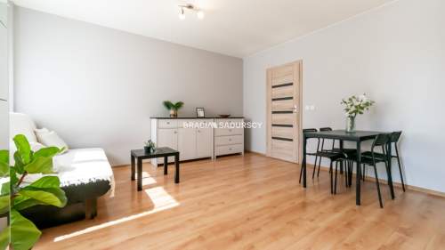 Studio na wynajem / garaż / czynsz tylko 210 zł 