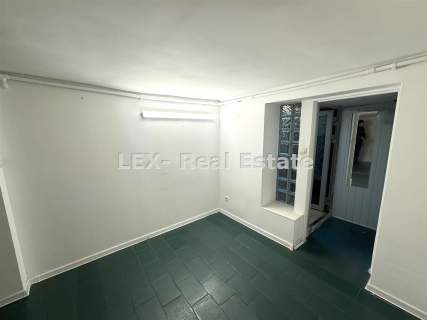 Do wynajecia lokal 38m2 w centrum Pruszkowa.