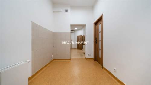 Lokal usługowo-handlowy, okolice Bronowic 