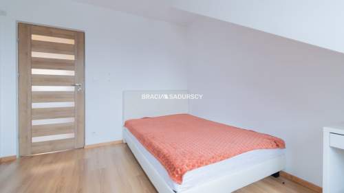 3 pokoje, miejsce parkingowe w cenie, 60m2