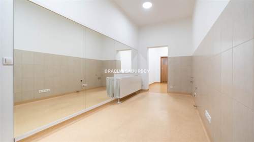 Lokal usługowo-handlowy, okolice Bronowic 