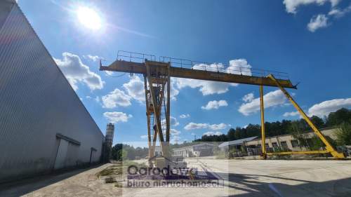 zakład produkcyjny, bocznica kolejowa, blisko A2