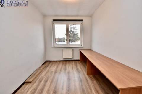 Do wynajęcia piętro w bardzo dobrej lokalizacji.