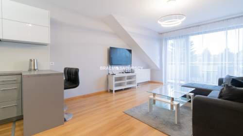 3 pokoje, miejsce parkingowe w cenie, 60m2