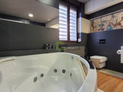 Dwupoziomowy apartament w centrum z rekuperacją