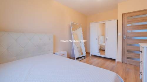 3 pokoje, miejsce parkingowe w cenie, 60m2