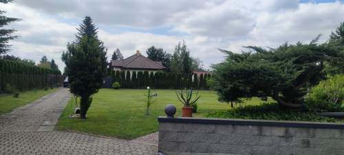Wojcieszyn-dom duża działka.
