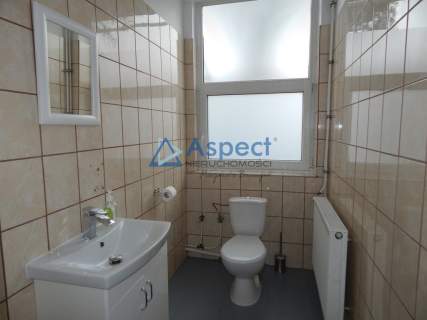 Wynajem obiekt biurowo-magazynowy 562m2